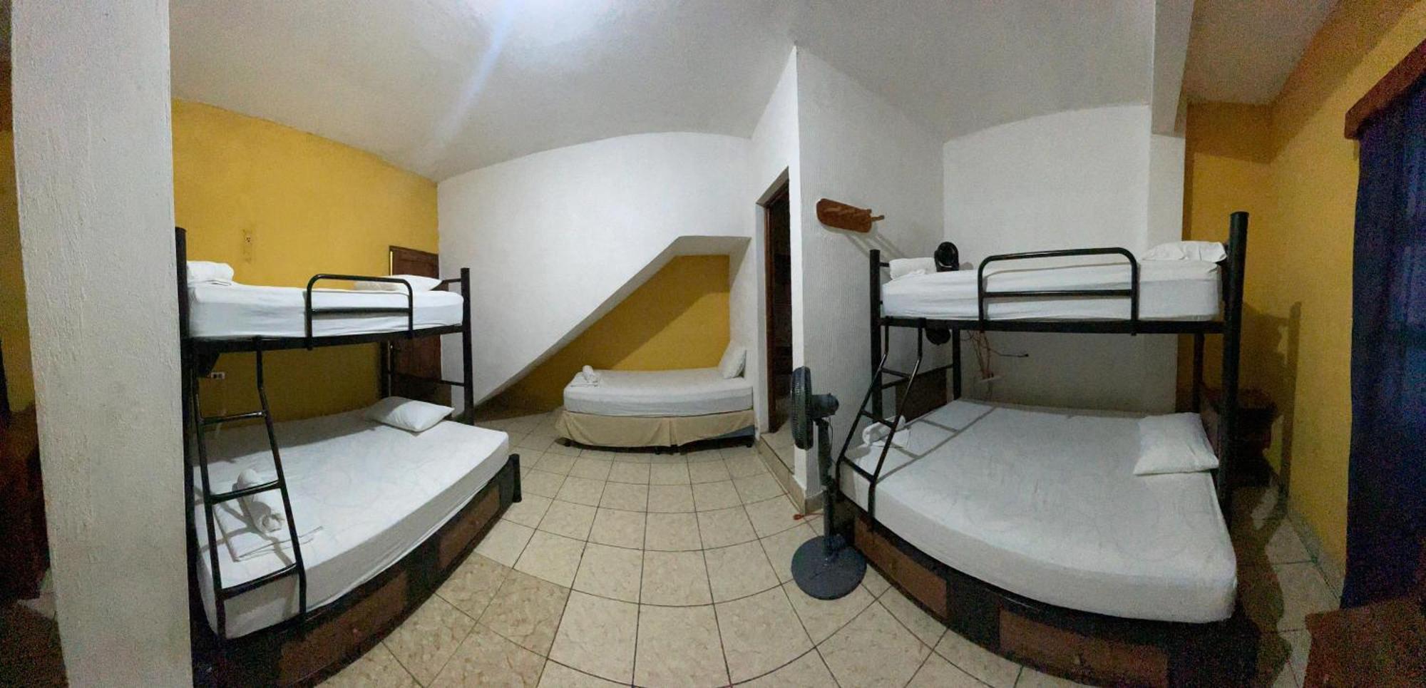 Natz Hotel Flores Exterior foto
